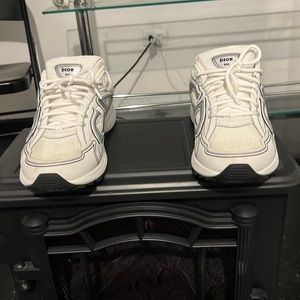 Dior b30 size 10 white and grey